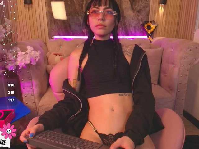 Sabrinaa1's BongaCams show and profile