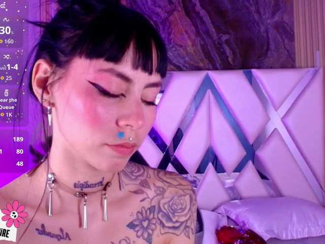 Sabrinaa1's BongaCams show and profile