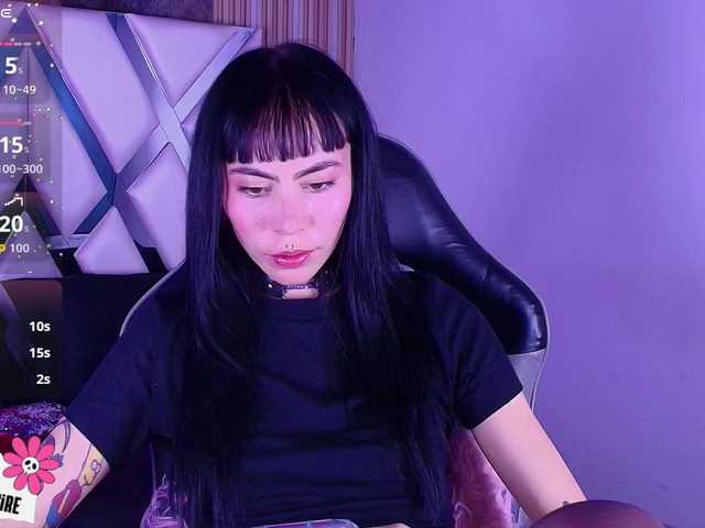 Sabrinaa1's BongaCams show and profile