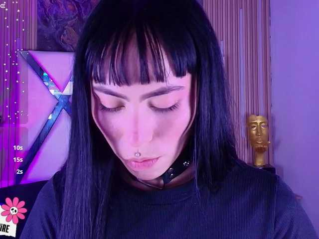 Sabrinaa1's BongaCams show and profile