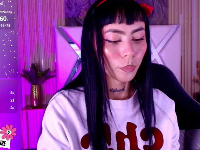 Sabrinaa1's BongaCams show and profile