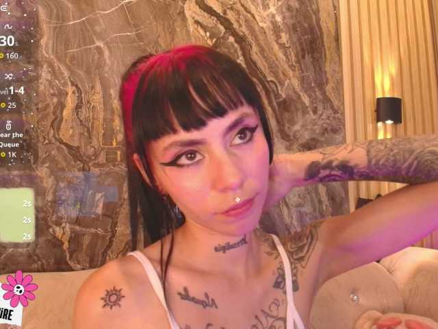 Sabrinaa1's BongaCams show and profile