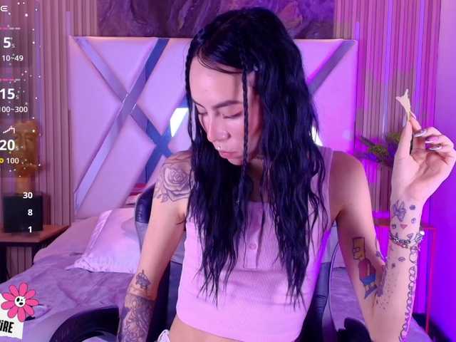 Sabrinaa1's BongaCams show and profile