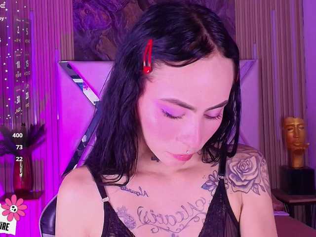 Sabrinaa1's BongaCams show and profile