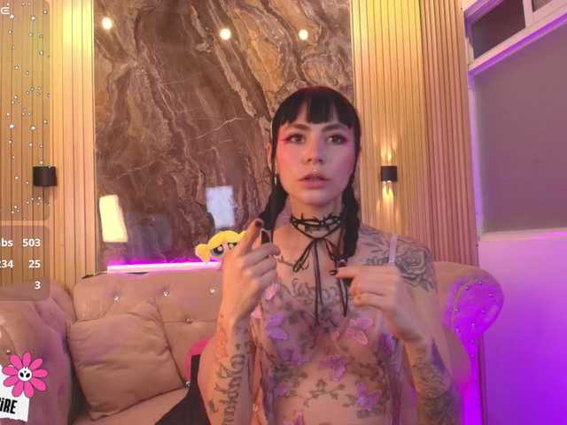 Sabrinaa1's BongaCams show and profile