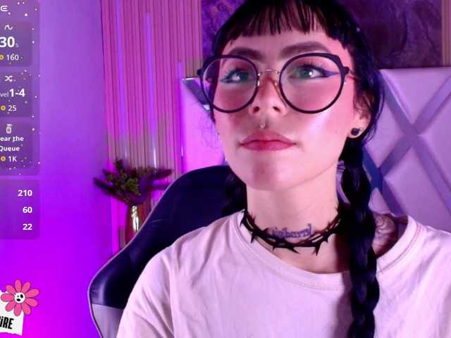 Sabrinaa1's BongaCams show and profile