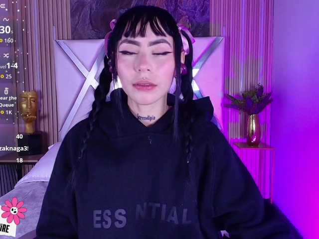 Sabrinaa1's BongaCams show and profile