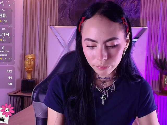 Sabrinaa1's BongaCams show and profile