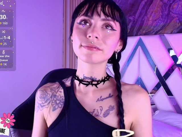 Sabrinaa1's BongaCams show and profile