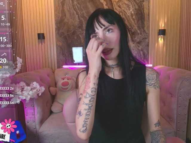 Sabrinaa1's BongaCams show and profile