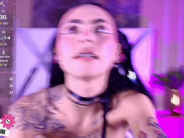 Sabrinaa1's BongaCams show and profile