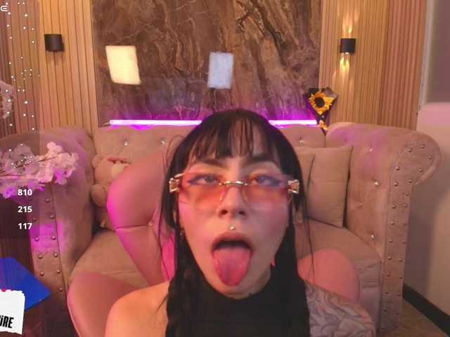 Sabrinaa1's BongaCams show and profile