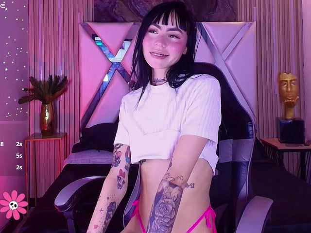 Sabrinaa1's BongaCams show and profile