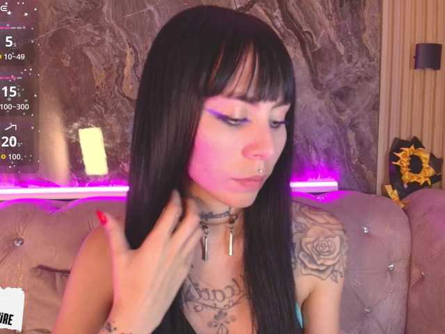 Sabrinaa1's BongaCams show and profile