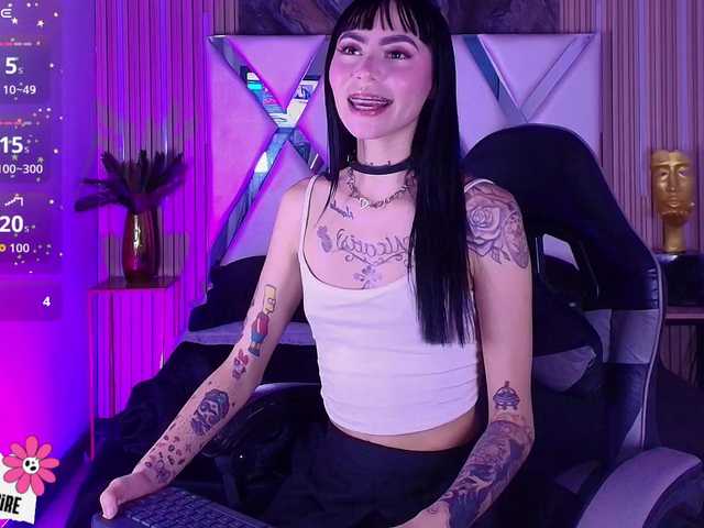 Sabrinaa1's BongaCams show and profile