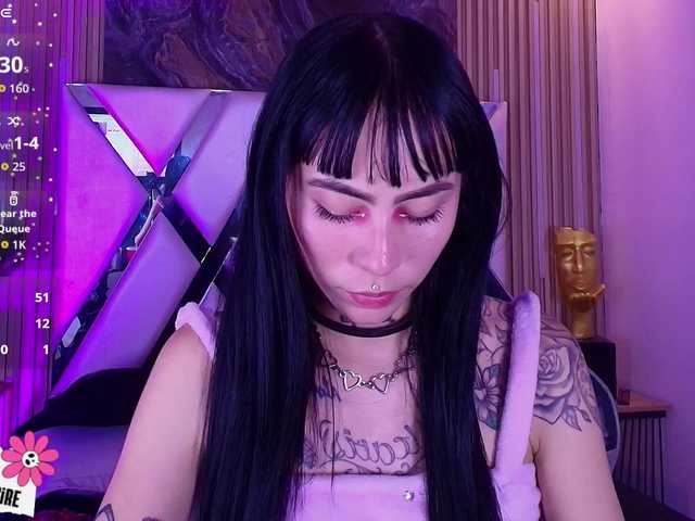 Sabrinaa1's BongaCams show and profile