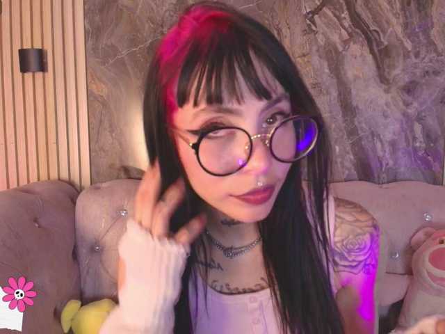 Sabrinaa1's BongaCams show and profile