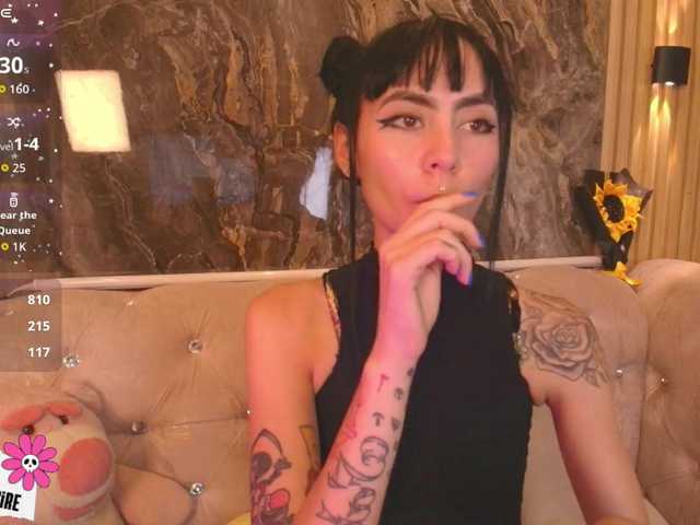 Sabrinaa1's BongaCams show and profile