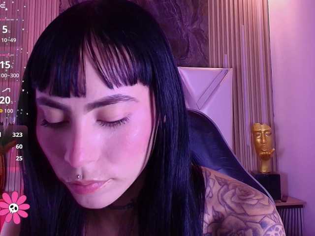 Sabrinaa1's BongaCams show and profile