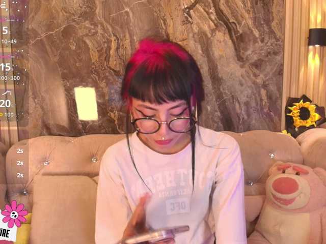 Sabrinaa1's BongaCams show and profile