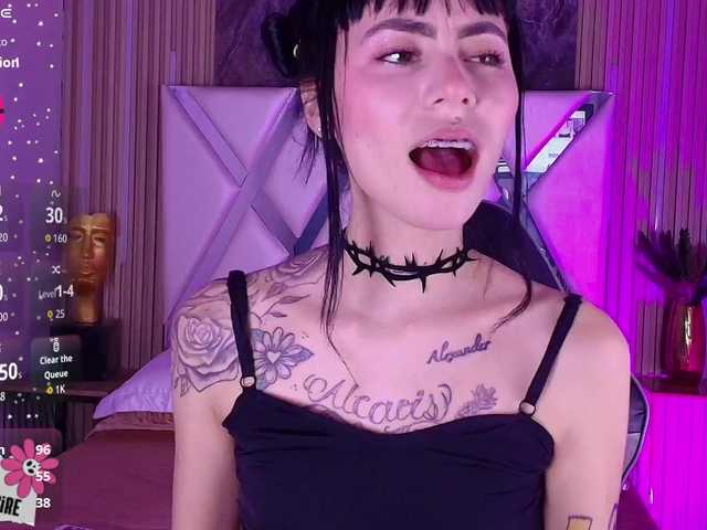 Sabrinaa1's BongaCams show and profile