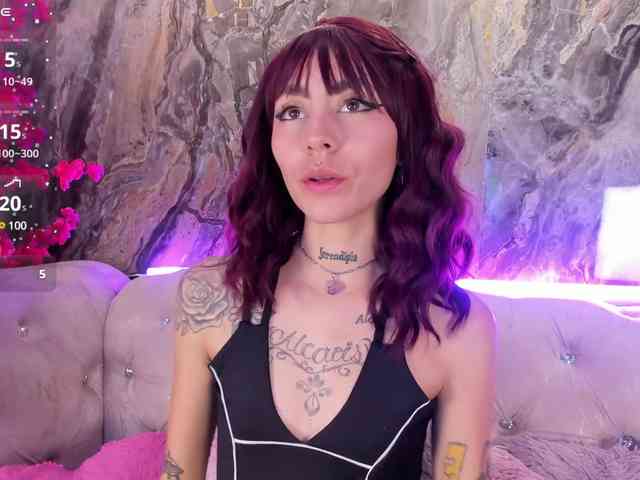 Sabrinaa1 Live Webcam on BongaCams