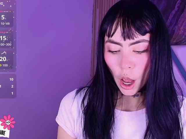 Sabrinaa1 Live Webcam on BongaCams