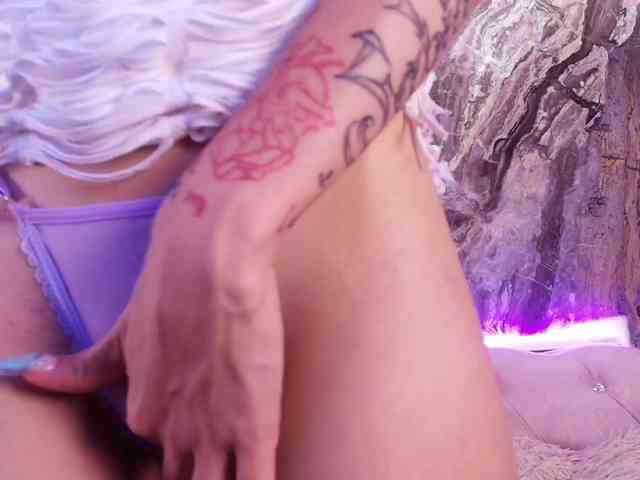 Sabrinaa1 webcam