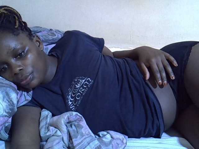 Sweet-diva webcam bongacams model stream image