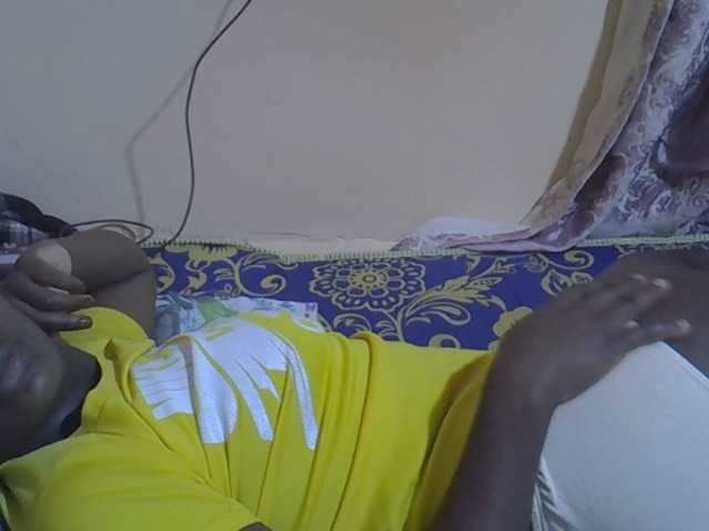 Sweet-diva webcam bongacams model stream image