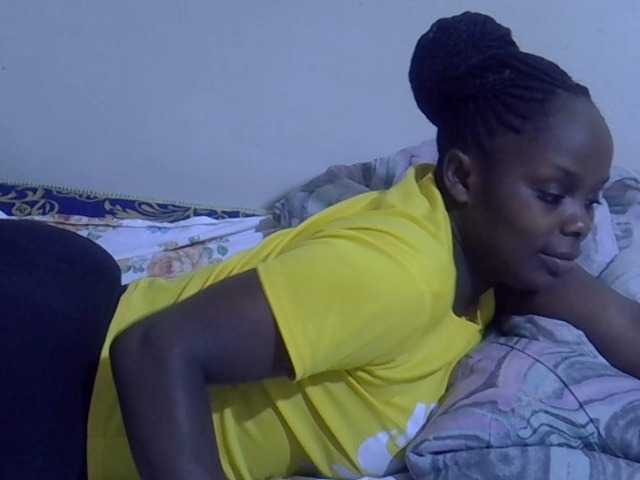 Sweet-diva webcam bongacams model stream image