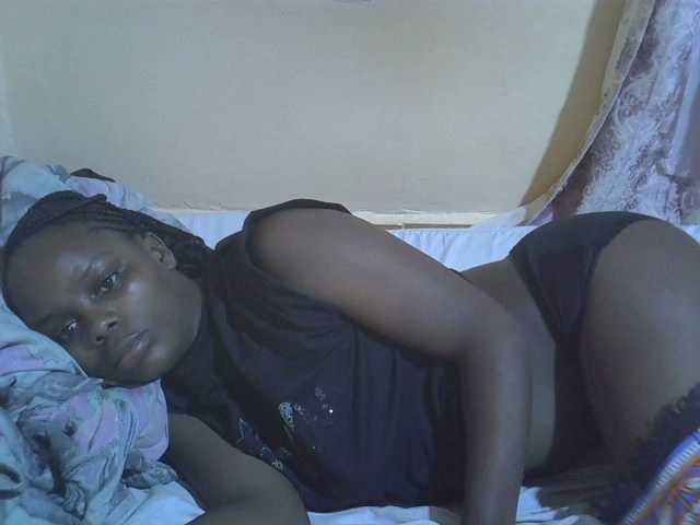 Sweet-diva webcam bongacams model stream image