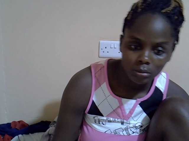 Sweet-diva webcam bongacams model stream image