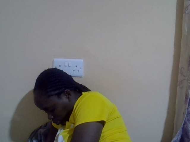 Sweet-diva webcam bongacams model stream image