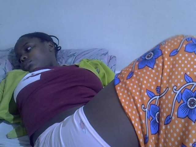 Sweet-diva Live Cam on BongaCams