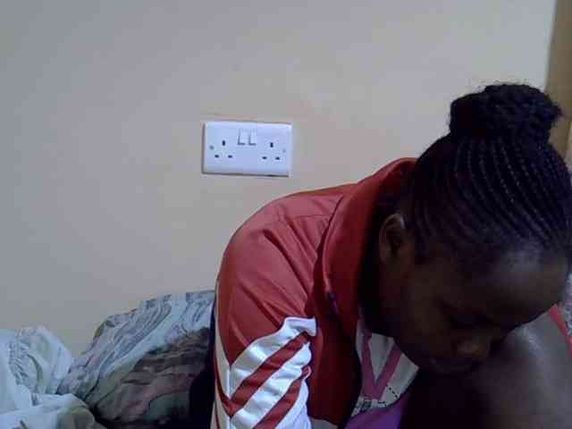 Sweet-diva Live Webcam on BongaCams