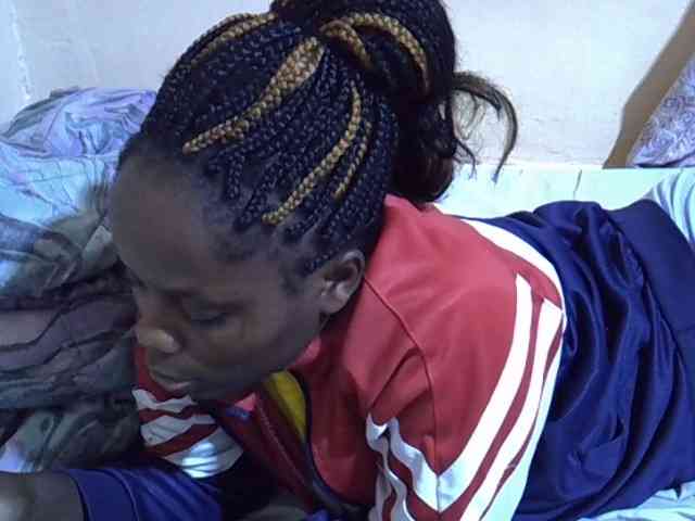 Sweet-diva Live Webcam on BongaCams