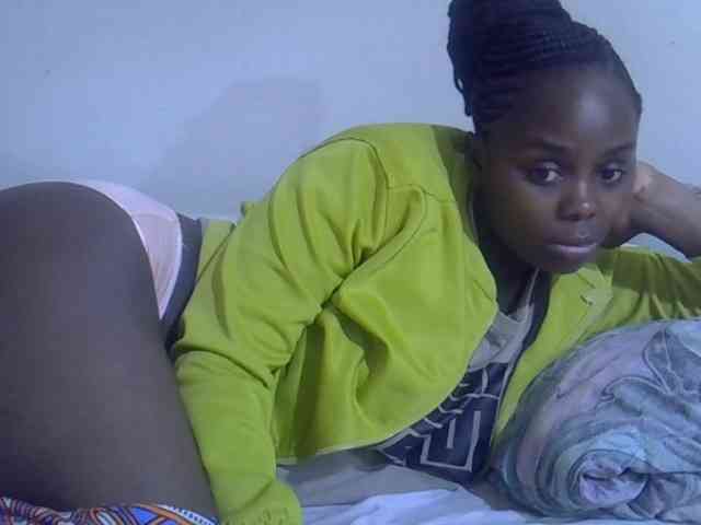 Sweet-diva Live Webcam on BongaCams