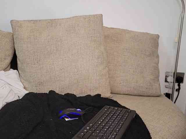 uk-bobbie-uk1 uk-bobbie-uk1