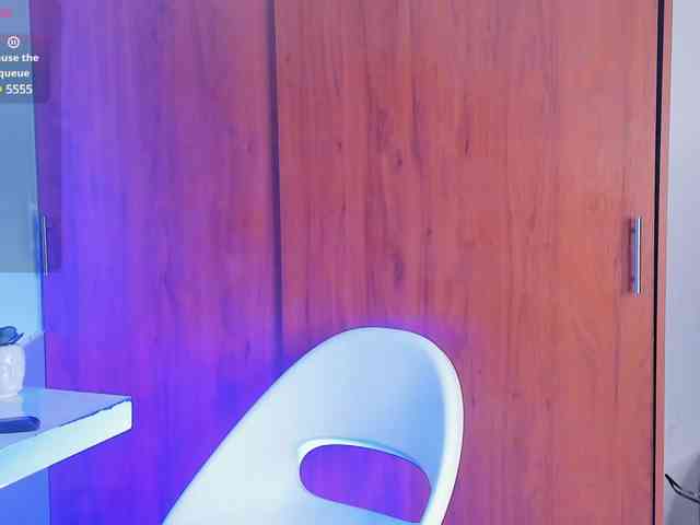 AshleyBroke webcam