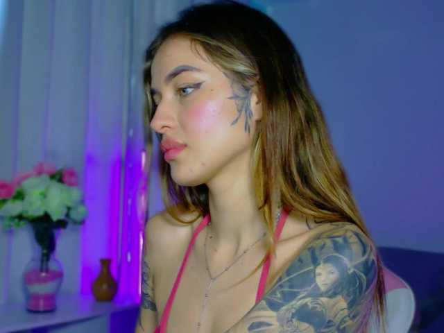 TaylorKnapp's BongaCams show and profile