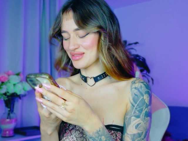 TaylorKnapp's BongaCams show and profile