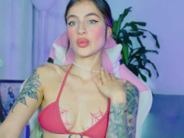 TaylorKnapp's BongaCams show and profile