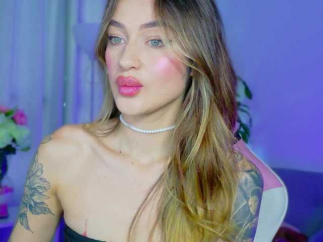 TaylorKnapp's BongaCams show and profile