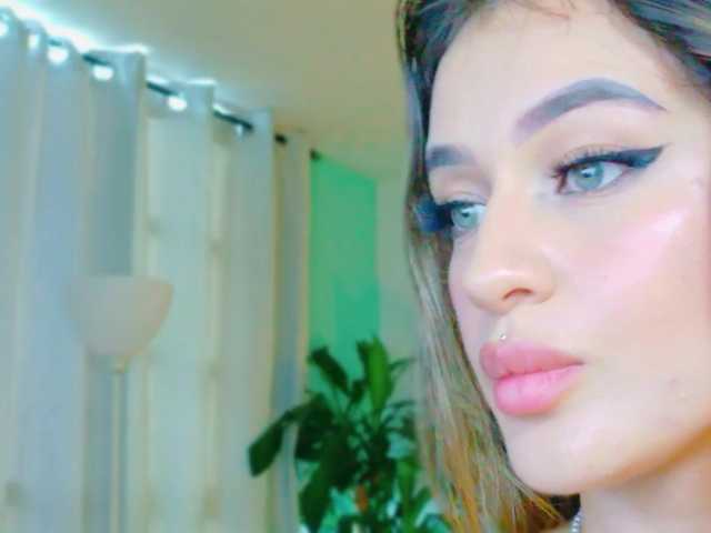 TaylorKnapp's BongaCams show and profile