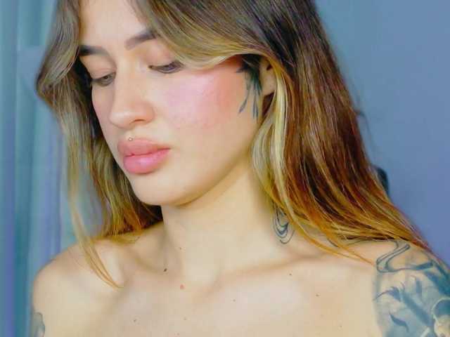 TaylorKnapp's BongaCams show and profile