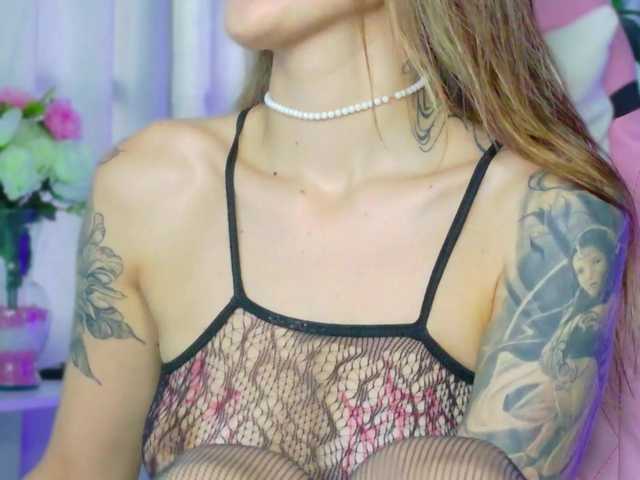 TaylorKnapp's BongaCams show and profile