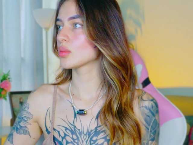 TaylorKnapp's BongaCams show and profile