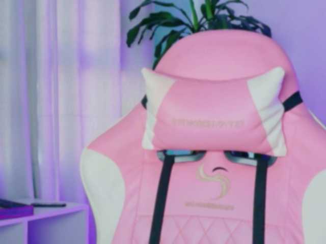 TaylorKnapp's BongaCams show and profile