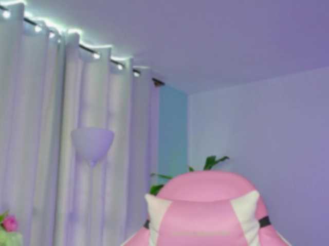 TaylorKnapp's BongaCams show and profile